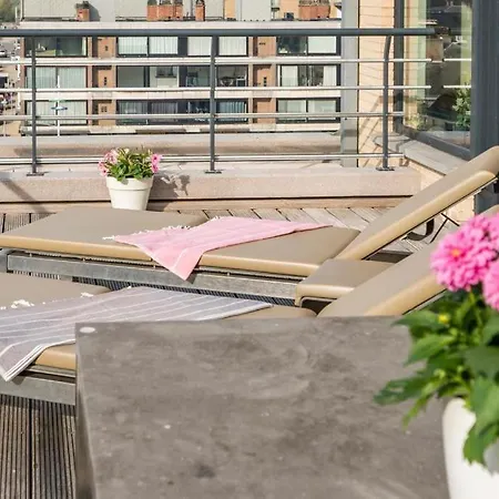 Ruim Met Heerlijk Zonneterras